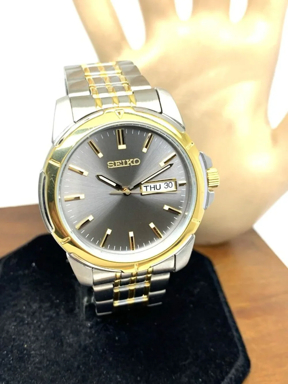 Seiko Men's Watch SUR356 Quartz Gray Dial Day Date Two Tone Stainless Steel 39mm